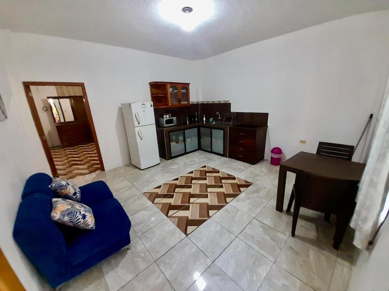 Apartahotel Casa Soleil Puerto Villamil Værelse billede